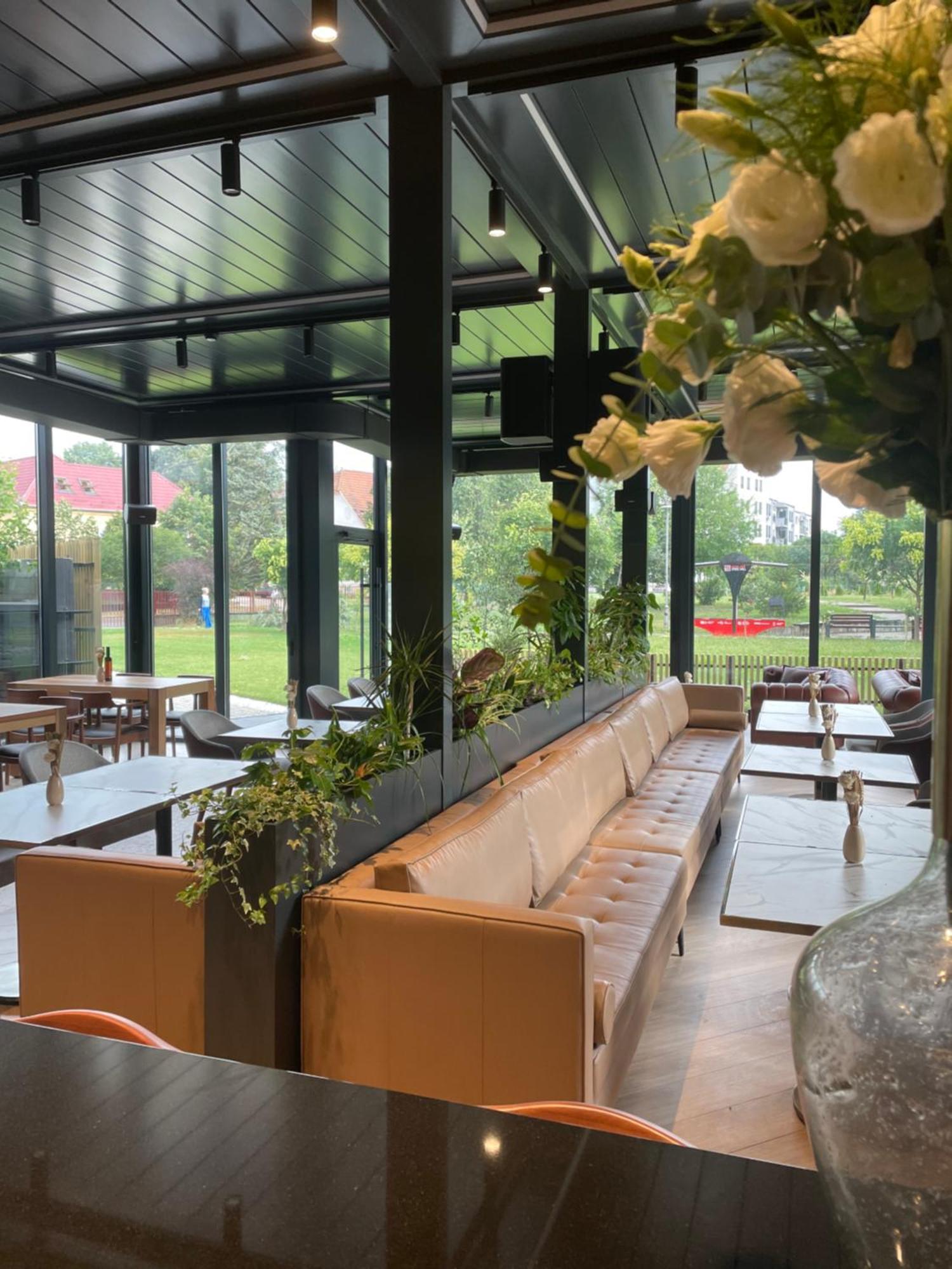 Santa Villa & Restaurant Σρέμσκα Μιτρόβιτσα Εξωτερικό φωτογραφία