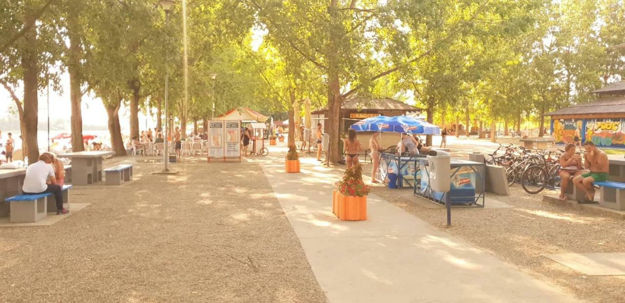 Santa Villa & Restaurant Σρέμσκα Μιτρόβιτσα Εξωτερικό φωτογραφία